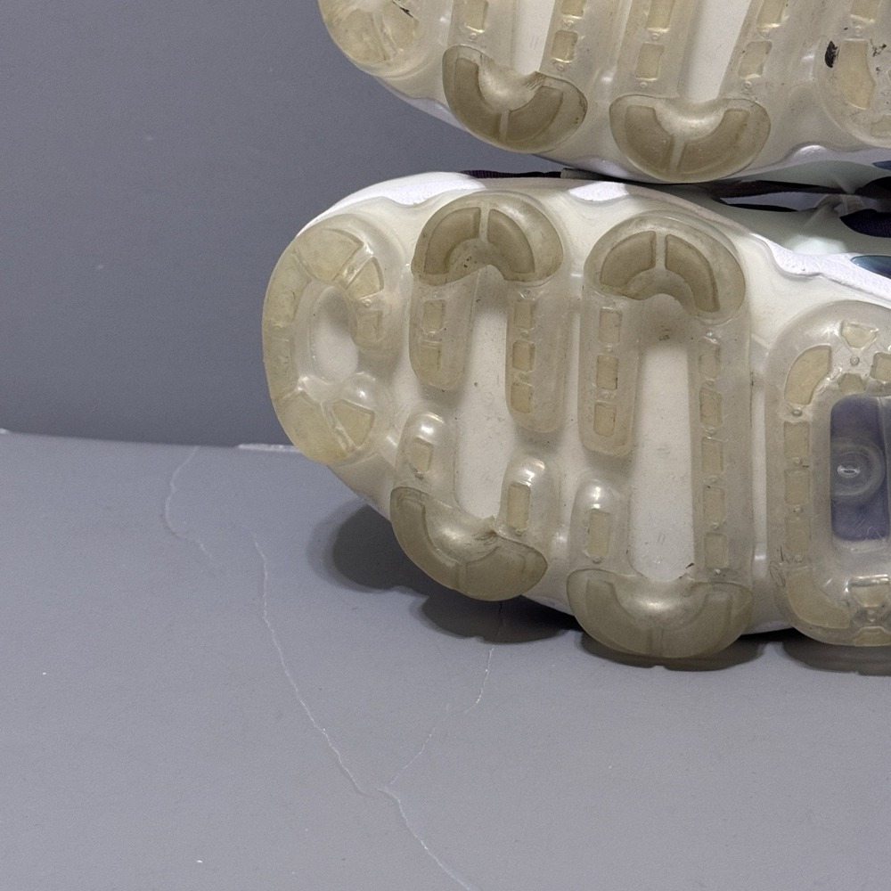 Nike Air Vapormax Plus Mens Size US 10.5 White Fierce Purple Grape Sneakers - Picture 13 of 16